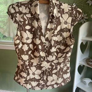 Kate Hill Brown and Cream Fitted Blouse with Notched Collar 4P